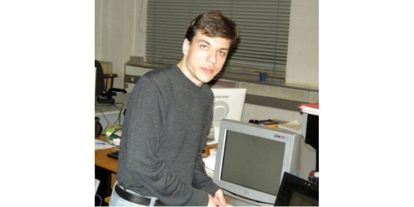  Российский разработчик игр купил на Ebay документацию к истребителю F-16 