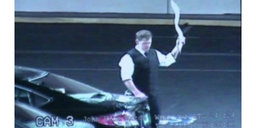 Пьяный моряк разгромил автомобили