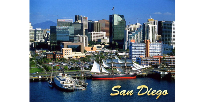 В Сан-Диего автомобиль въехал прямо в кафе