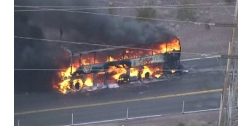 В Неваде сгорел туристический автобус