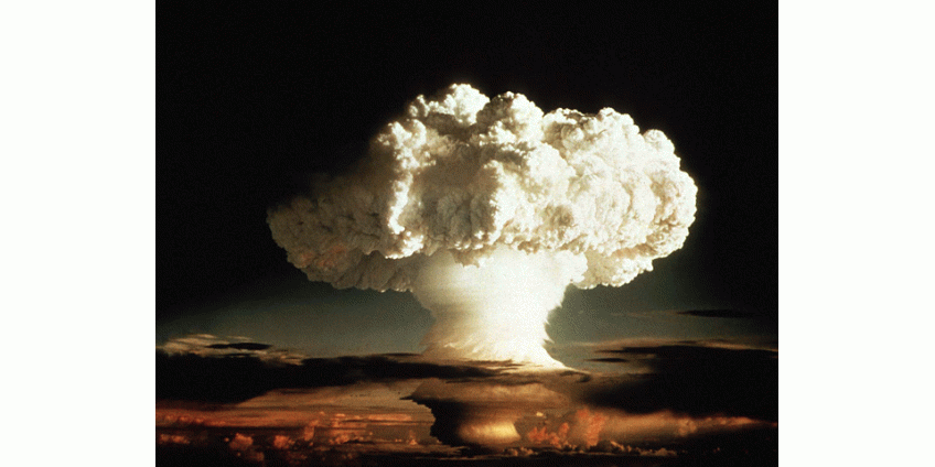 Ядерные испытания в Неваде можно посмотреть на видео