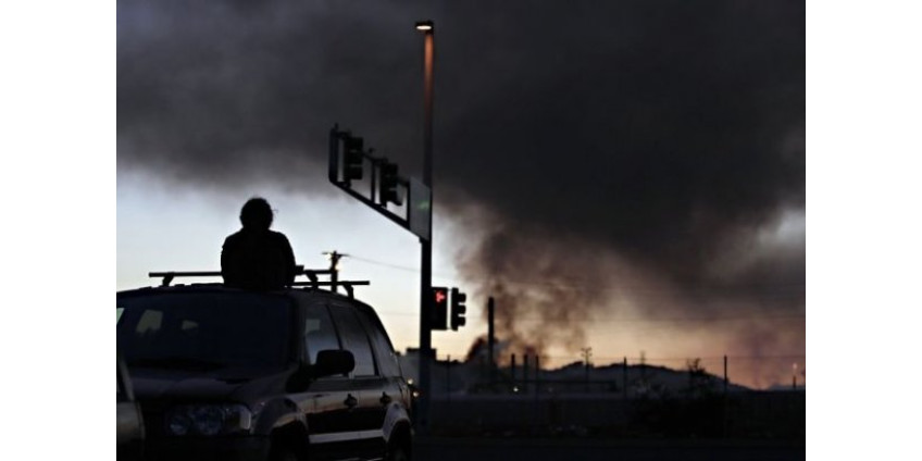 В Калифорнии горит Chevron Oil