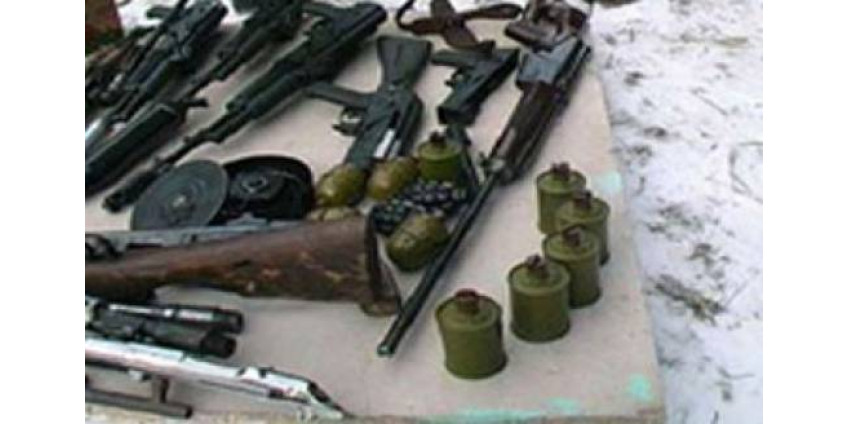 В аэропорту был задержан вооруженный до зубов американец