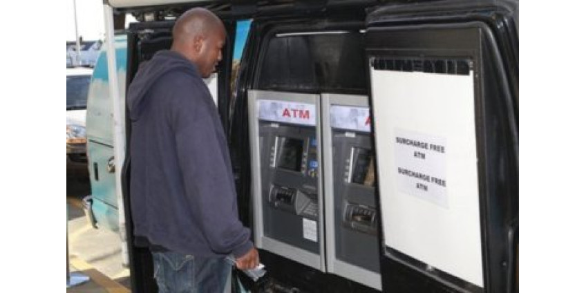 Музыкальный аппарат вместо банкомата