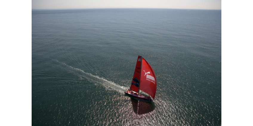 Крушение гоночного судна у берегов Сан-Диего