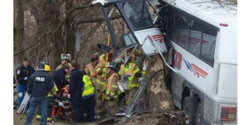 Крупное ДТП в США: 16 пострадавших