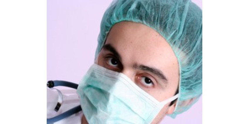 Пациентка обиделась на врача за розыгрыш во время операции