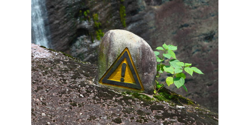 Американец едва не погиб под тяжелым валуном