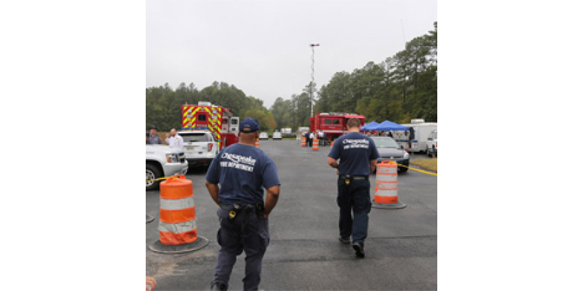 У самолета в полете отвалилась дверь 