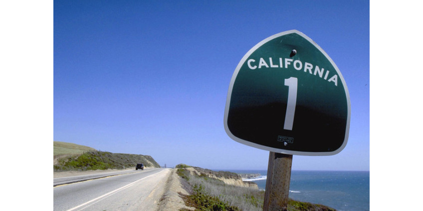 В Калифорнии в автокатастрофе погибли 6 человек