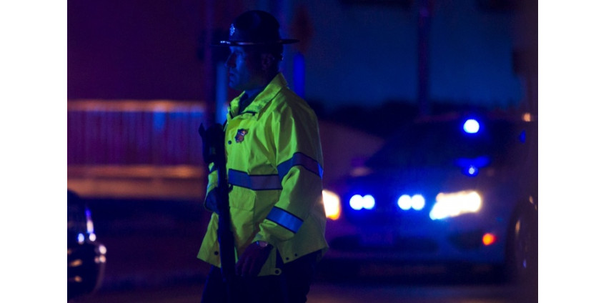 Офицер, убивший подростка, продолжит службу