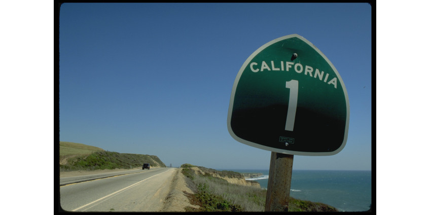 Две аварии в Калиорнии: один человек погиб, 19 ранены