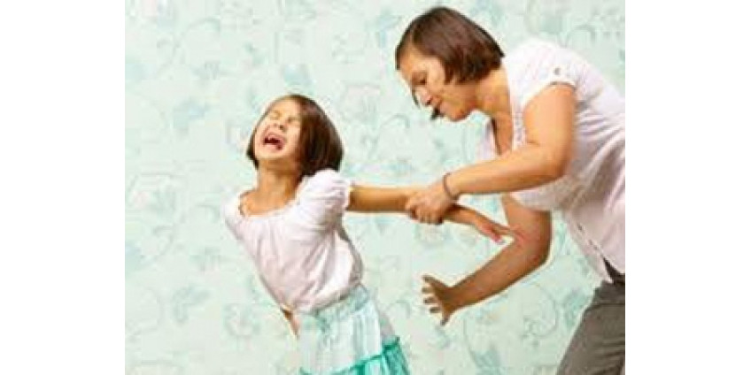 Матери в суде разрешили шлепать дочь-подростка