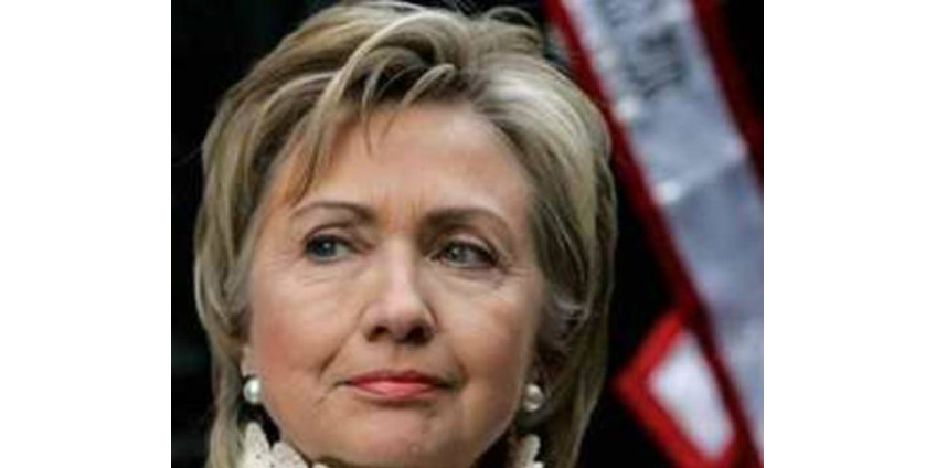 Клинтон отменила выступление в Сан-Диего из-за простестов жителей