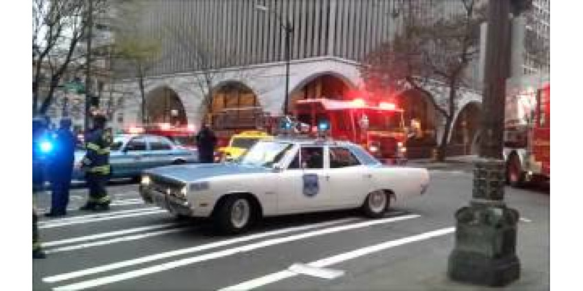 В калифорнийский ресторан врезался пожарный автомобиль