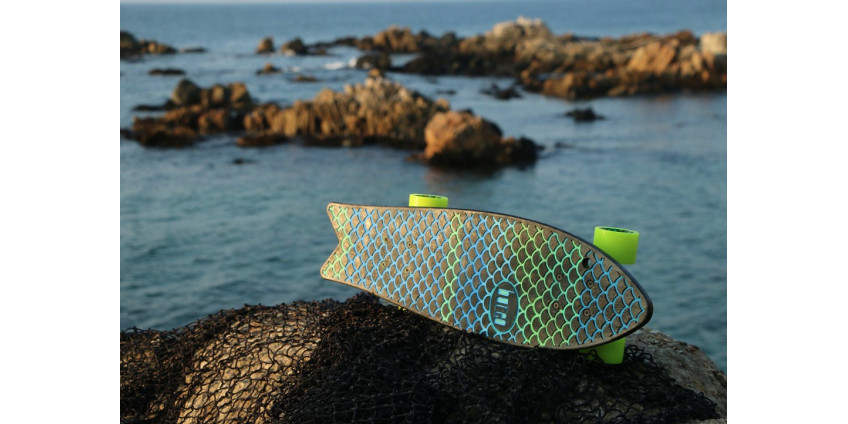 В Лос-Анджелесе начали делать скейтборды из переработанных рыболовных сетей