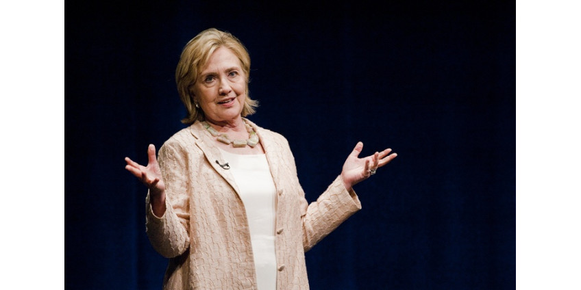 Студенты Невады требуют от Клинтон вернуть гонорар за предстоящую лекцию