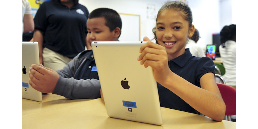 Заморожена программа оснащения учебных заведений iPad