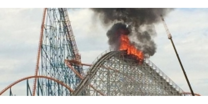 Из-за пожара обрушились некогда самые высокие и быстрые американские горки 