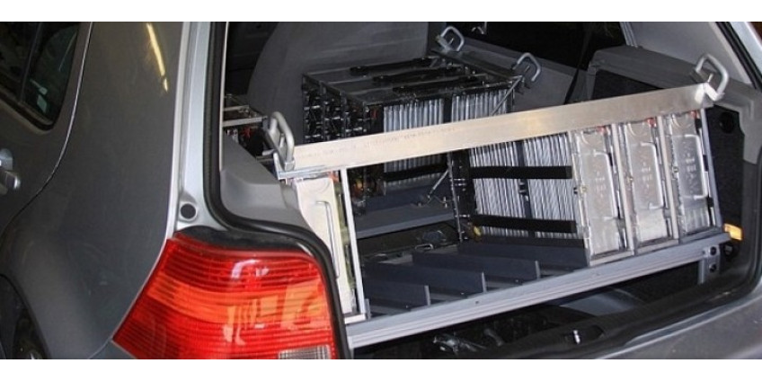 Батареи в электромобиле можно будет менять как батарейки в фонарике