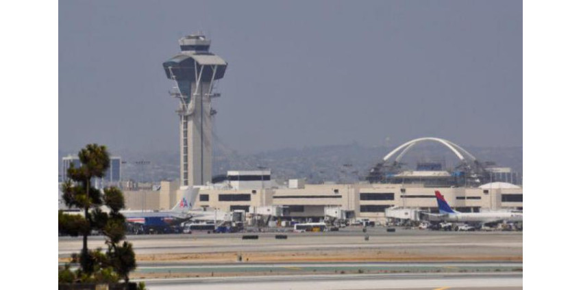 В аэропорту Лос-Анджелеса произошло ДТП