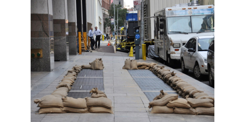 Калифорния собирается встретить самый мощный шторм