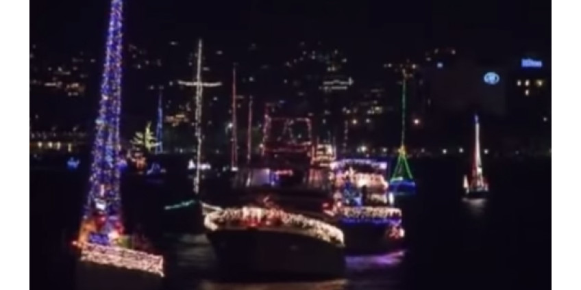 В Сан-Диего прошел парад сверкающих лодок 
