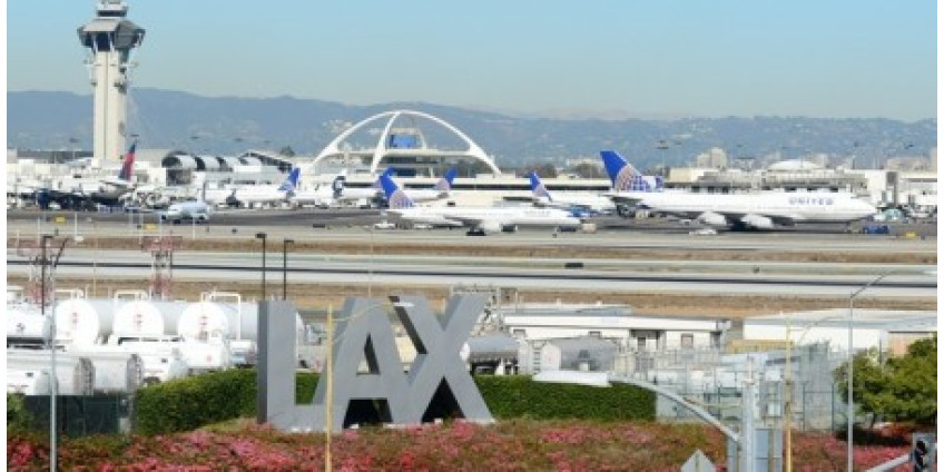 Аэропорт Лос-Анджелеса расторгнет договор с протурецкой компанией
