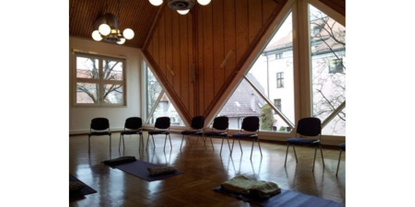 Йога в школе не нарушает прав учеников