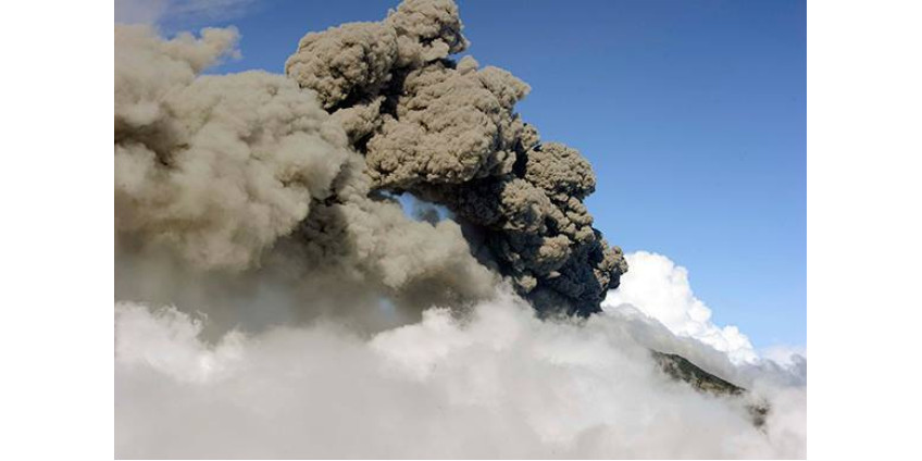 В Неваде и Калифорнии просыпаются вулканы