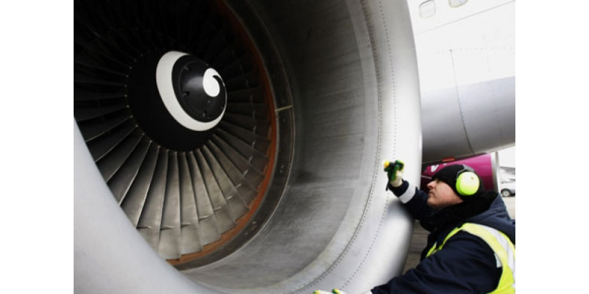 В аэропорт Лос-Анджелеса вынужденно вернулся самолет