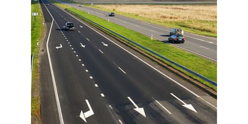 На скоростной дороге рухнул мост