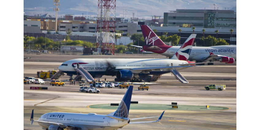 Пассажиры самолета, загоревшегося в Лас-Вегасе, обратились в суд