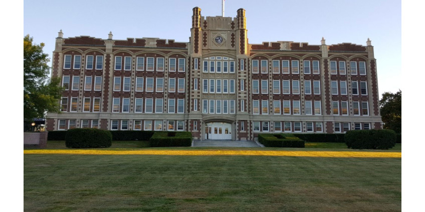 Совет школьного округа Сан-Диего занялся проблемой притеснения учеников-мусульман