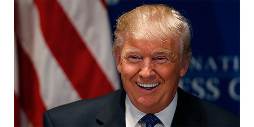 Трамп расцеловал школьников из Лас-Вегаса