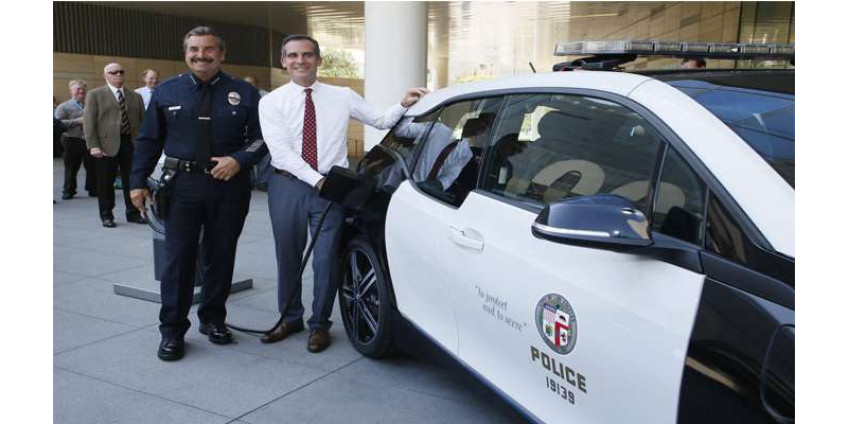 Правоохранители Лос-Анджелеса получили электромобили