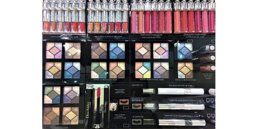 Необычная кража в Лос-Анджелесе: пропали тени для век стоимостью 4,5 млн долларов