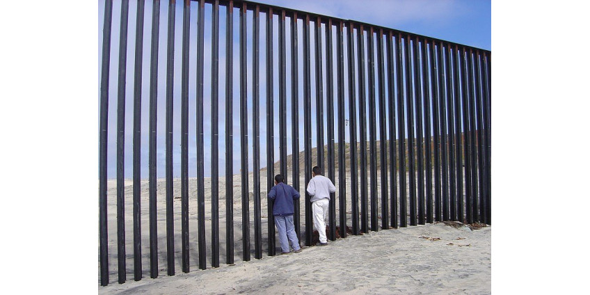В Сан-Диего представят образцы стен для строительства на границе с Мексикой