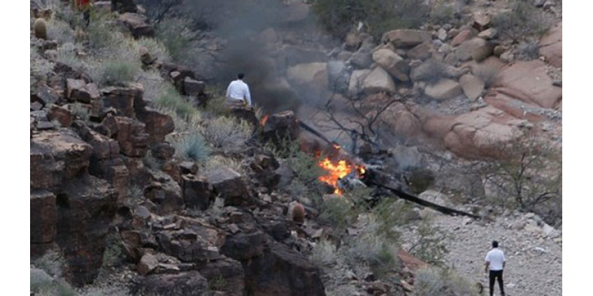 В Аризоне рухнул вертолет с туристами