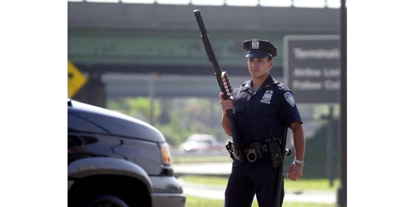 В Аризоне преступники спрятались от стражей порядка в полицейском участке