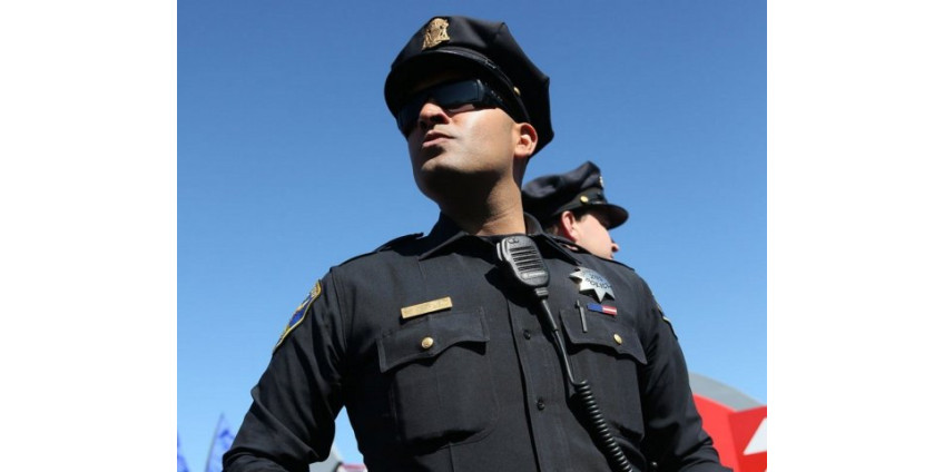 Житель Сан-Диего попытался продать свою девушку в сексуальное рабство