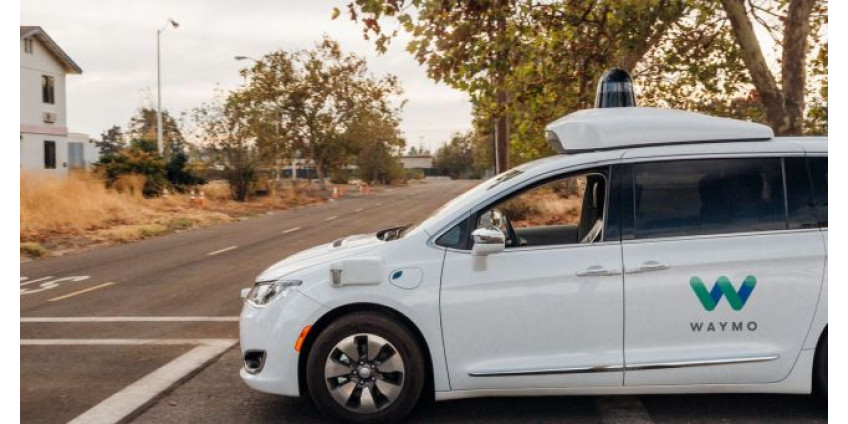 В Аризоне нападают на беспилотные авто