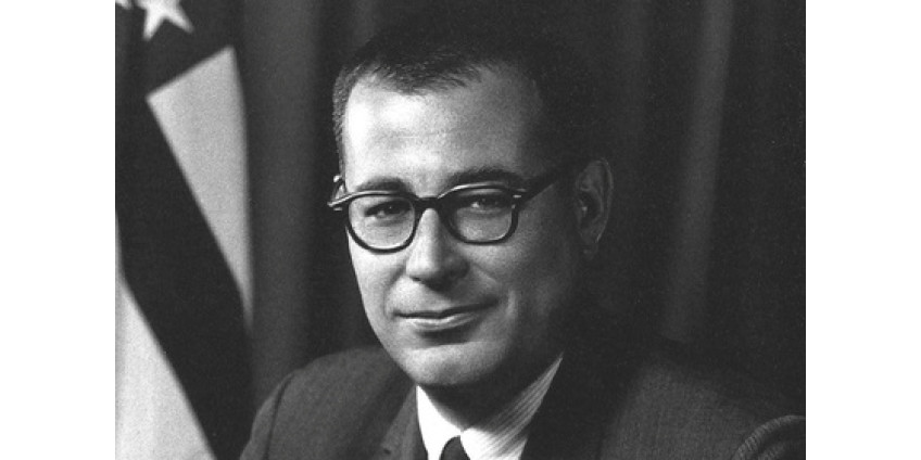 В Сан-Диего скончался бывший глава Пентагона