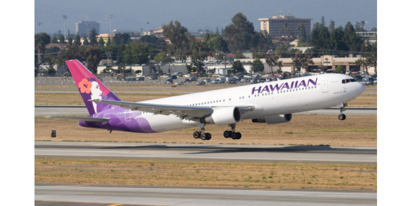 Из-за технических неисправностей самолет трижды возвращался в аэропорт Лос-Анджелеса