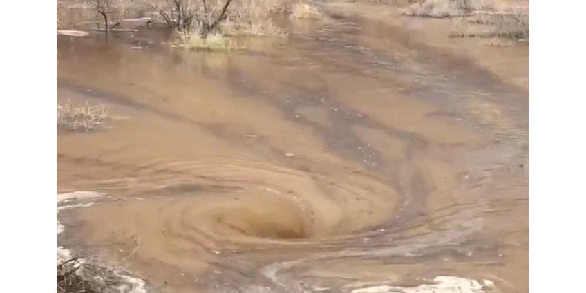 В песках Невады наступила пора водоворотов