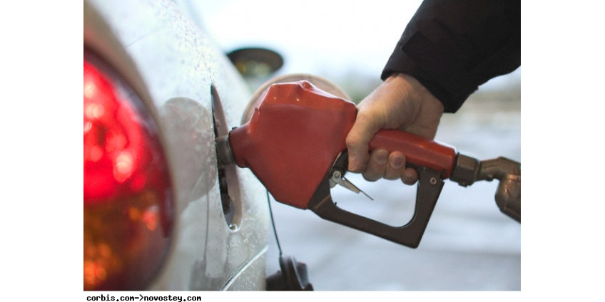 Цена на бензин еще раз снизилась