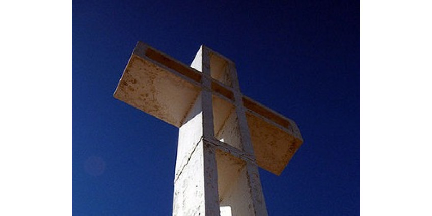 Крест оказался неконституционным