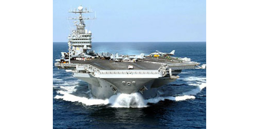 У берегов Сан-Диего взорвался истребитель