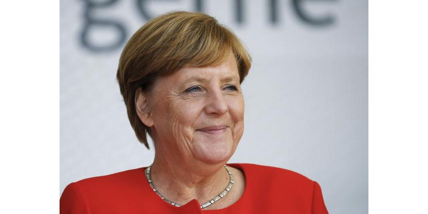 Меркель собирается остаться на посту главы правительства ФРГ