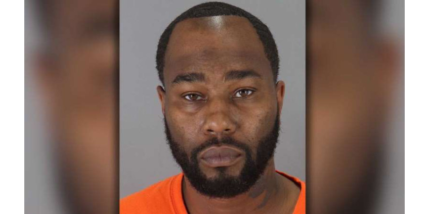 Полиция: водитель Uber отвез пассажира в аэропорт и решил ограбить его дом